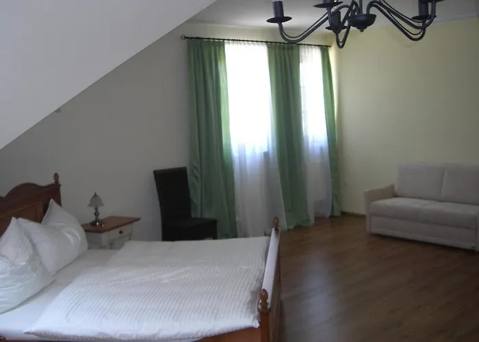 Hanfthal-hof Bed & Breakfast