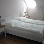 Hanfthal-hof Alojamento de Acomodação e Pequeno-almoço Laa an der Thaya
