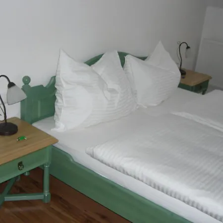 Bed & Breakfast Hanfthal-hof Laa an der Thaya